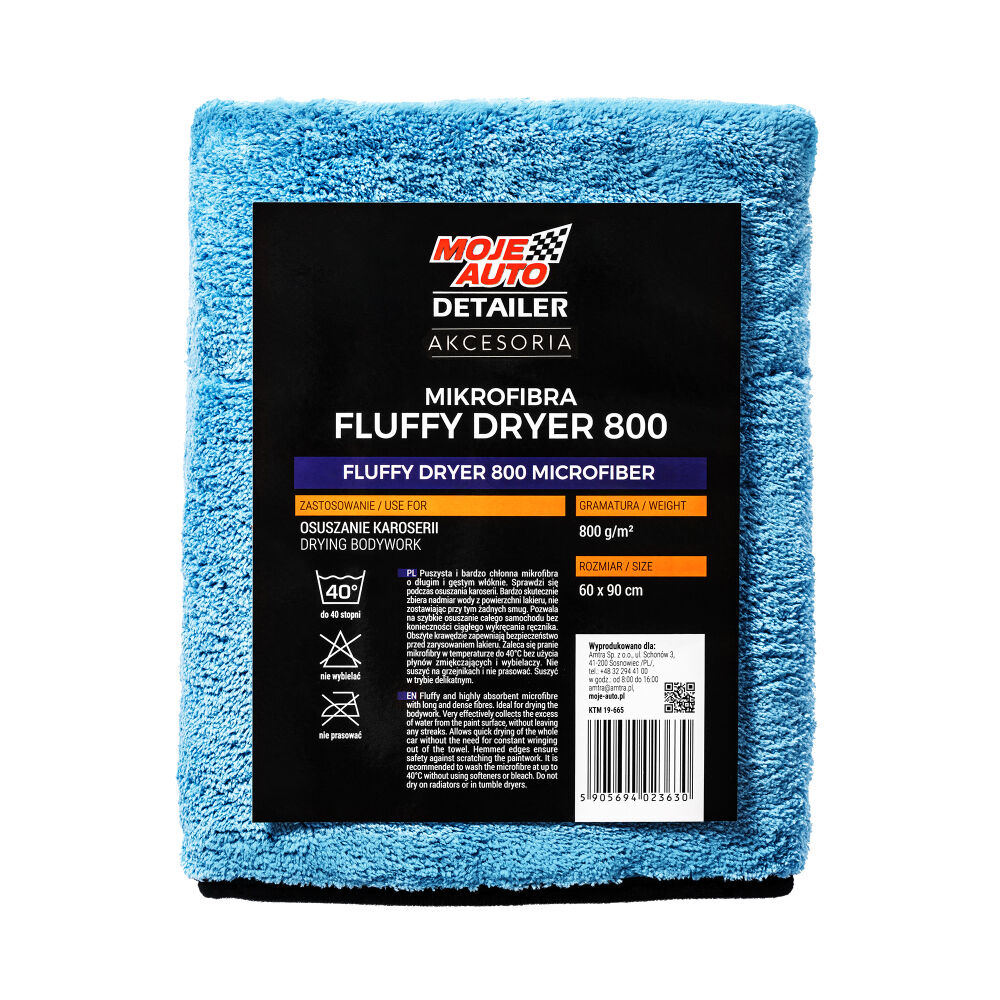 MOJE AUTO Ręcznik z mikrofibry Fluffy Dryer · 90 × 60 cm · 800 g/m² - zdjęcie modelu